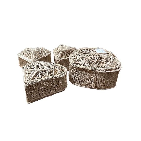 Vintage Potpourri Wicker Basket Lot of 4 New Deadstock Hearts and Circle 80s - Picture 1 of 8